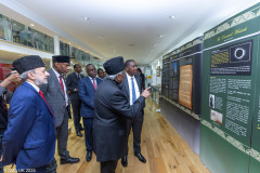 Tanzania-delegation-meet-Ameer-Sahib-Baitul-Futuh-22.05.2024_007A3199