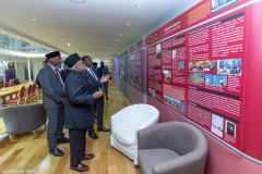 Tanzania-delegation-meet-Ameer-Sahib-Baitul-Futuh-22.05.2024_007A3236