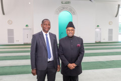 Tanzania-delegation-meet-Ameer-Sahib-Baitul-Futuh-22.05.2024_007A3314
