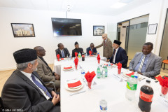 Tanzania-delegation-meet-Ameer-Sahib-Baitul-Futuh-22.05.2024_007A3373