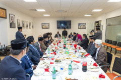 Tanzania-delegation-meet-Ameer-Sahib-Baitul-Futuh-22.05.2024_007A3428