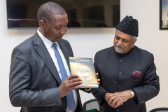 Tanzania-delegation-meet-Ameer-Sahib-Baitul-Futuh-22.05.2024_007A3502