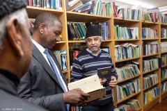 Tanzania-delegation-meet-Ameer-Sahib-Baitul-Futuh-22.05.2024_007A3274